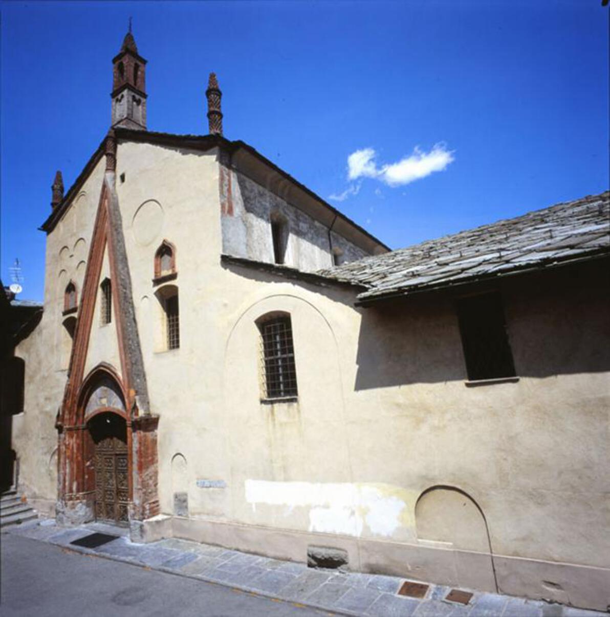 COLLEGIATA SANT'ORSO - La facciata COLLEGIATA SANT'ORSO - La facciata