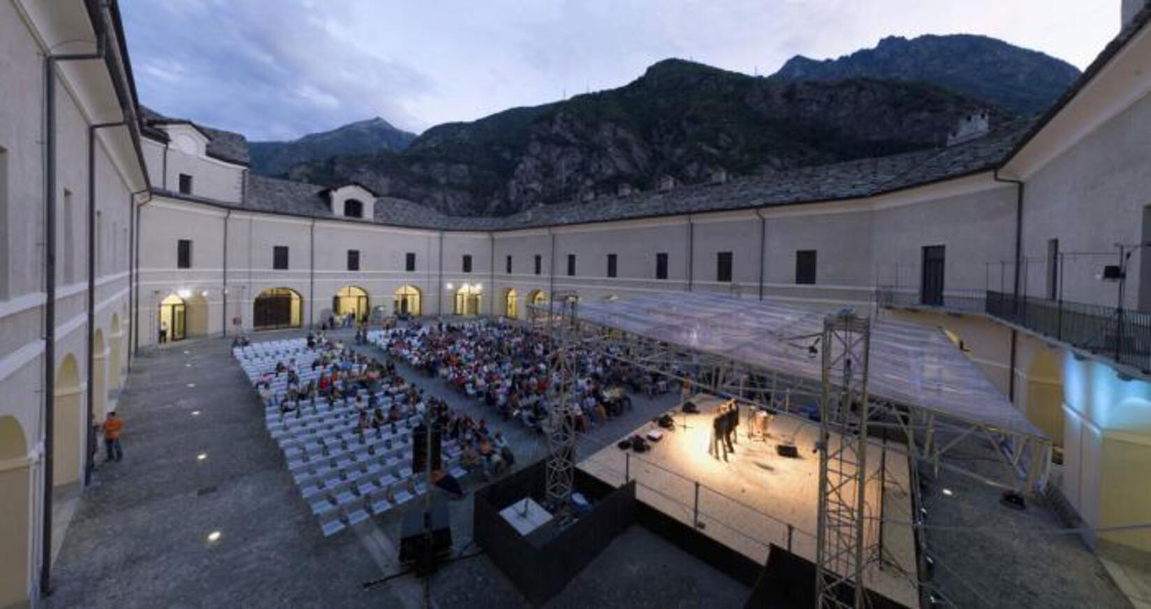 FORTE DI BARD - La Piazza d'Armi FORTE DI BARD - La Piazza d'Armi