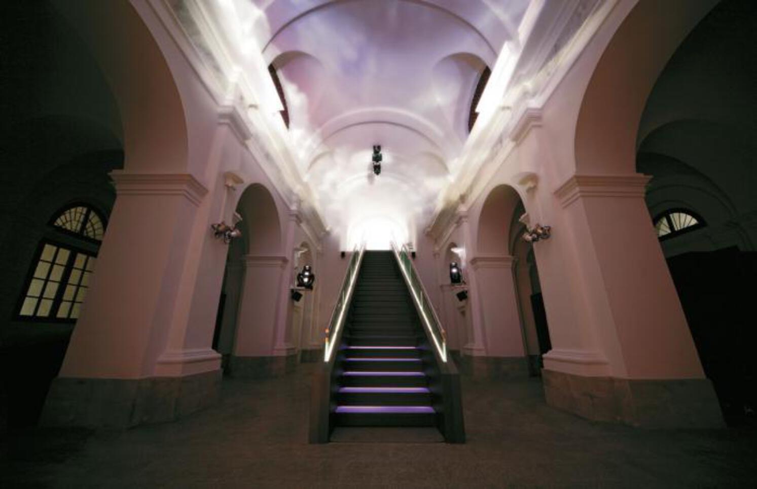 FORTE DI BARD - Scalone di ingresso al Museo delle Alpi FORTE DI BARD - Scalone di ingresso al Museo delle Alpi