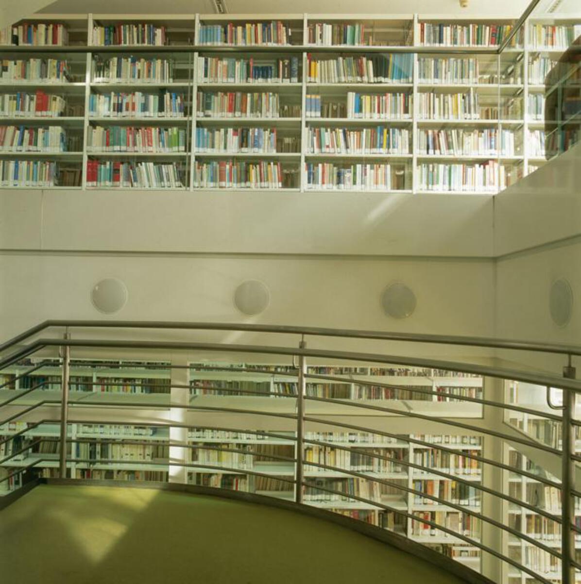 BIBLIOTECA REGIONALE - Interni scale BIBLIOTECA REGIONALE - Interni scale