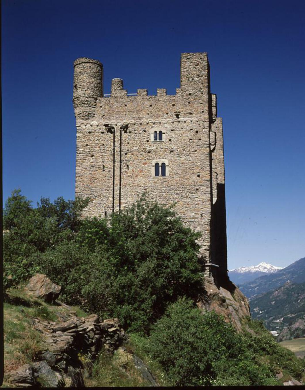 CASTELLO USSEL - Esterni CASTELLO USSEL - Esterni