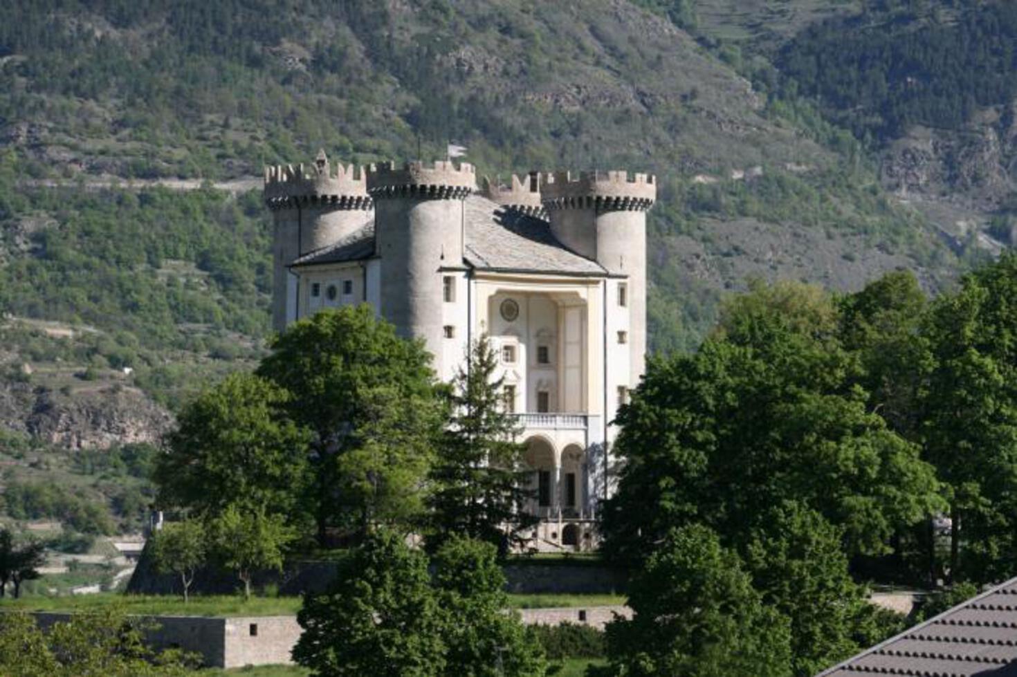 CASTELLO AYMAVILLES - Atmosfera CASTELLO AYMAVILLES - Atmosfera