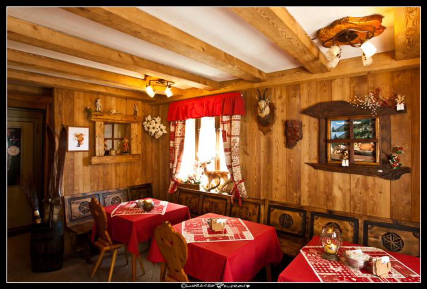 HOTEL LA JOLIE BERGERE - Interni HOTEL LA JOLIE BERGERE - Interni